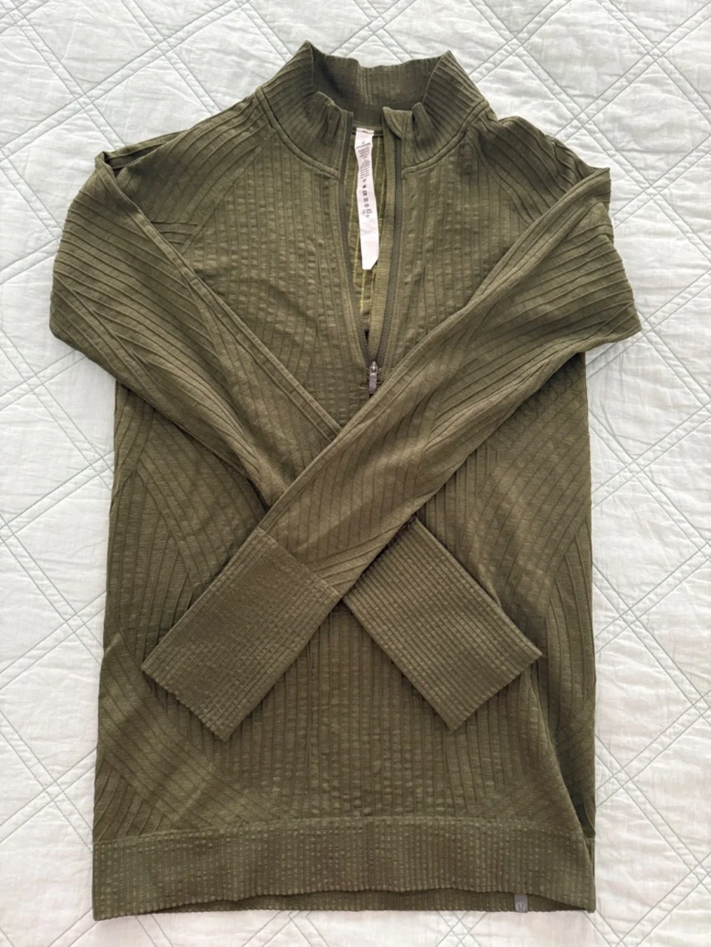 Lululemon Half Zip Pullover | women’s size 6